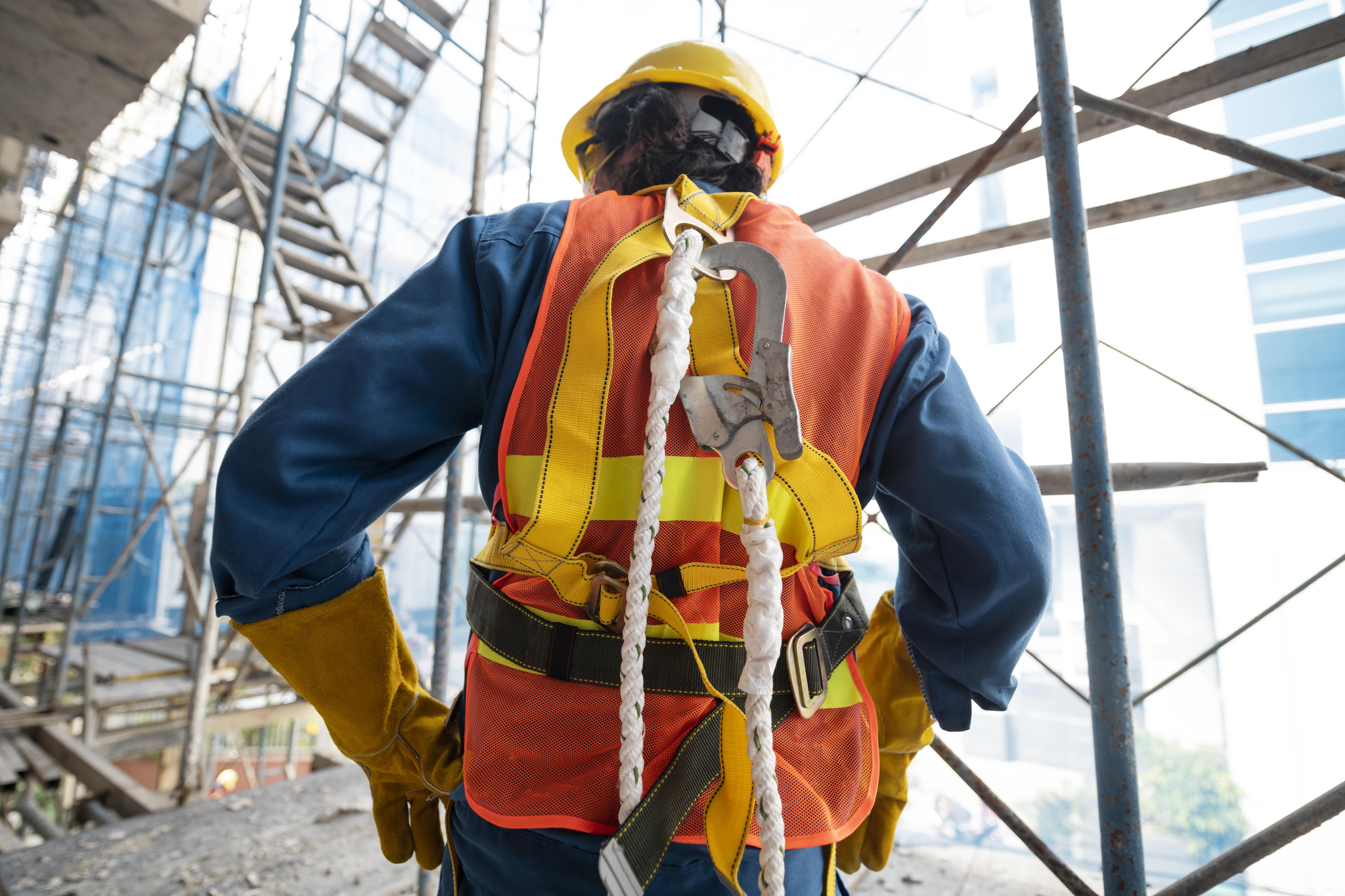 Mito PPE Seguridad Eléctrica